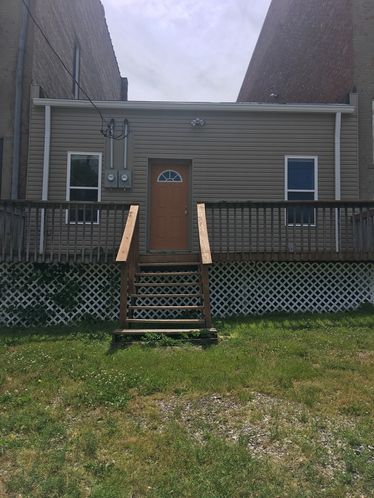 205 S Main St, Brookfield, MO 64628